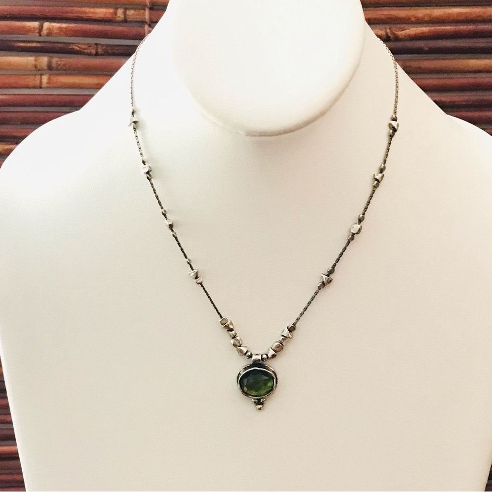 Silpada Sterling Silver Necklace Green Glass & Sterling Beads  16.5"